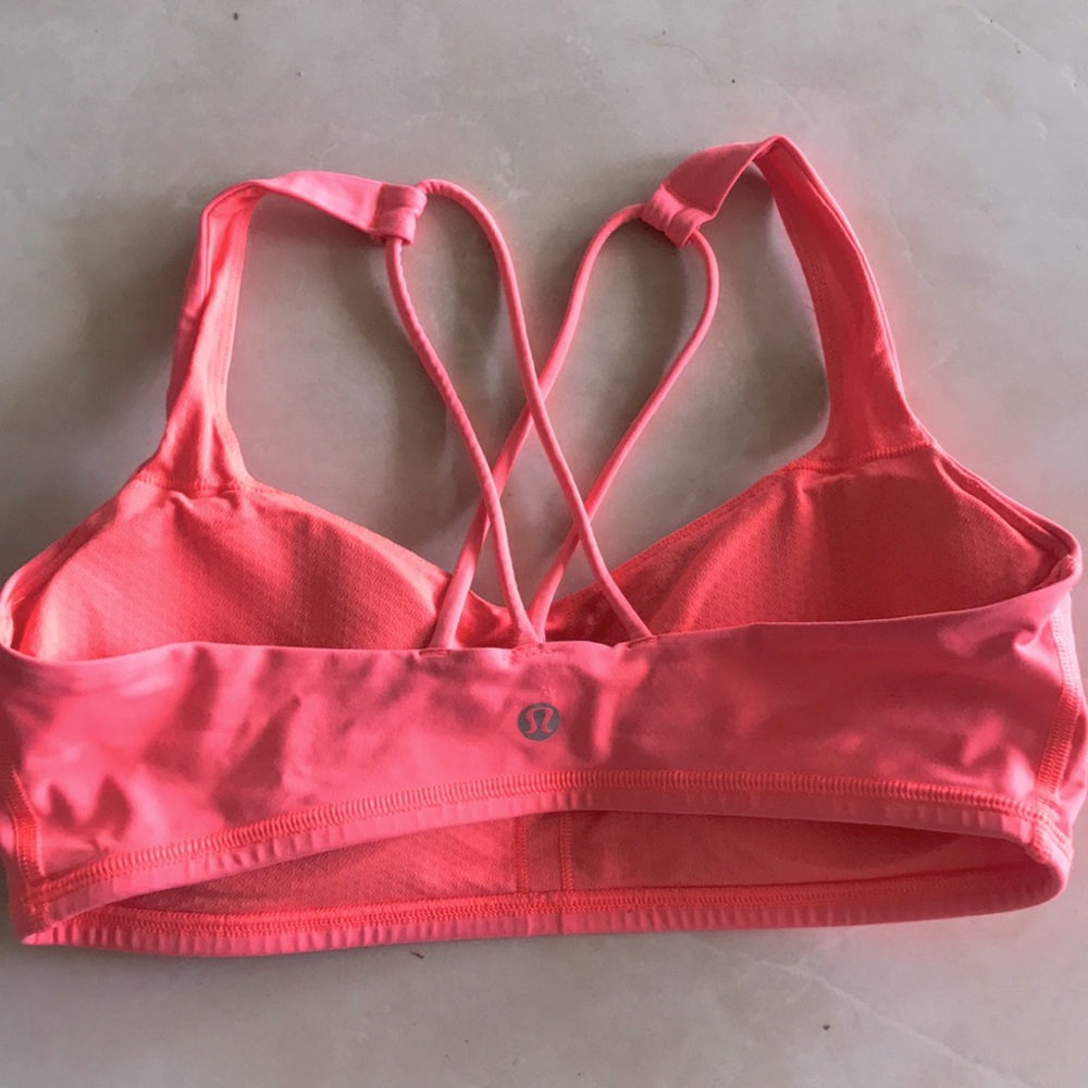 🍋Lululemon free to be sports bra